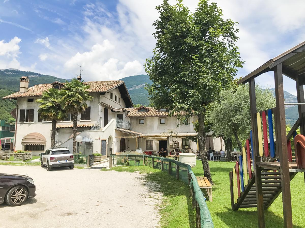 Locanda Dal Barba Villa Lagarina エクステリア 写真